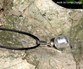 larlen193002.jpg